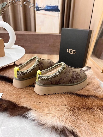 Женские замшевые ботинки UGG Tazz Platform Erewhon - Brown   