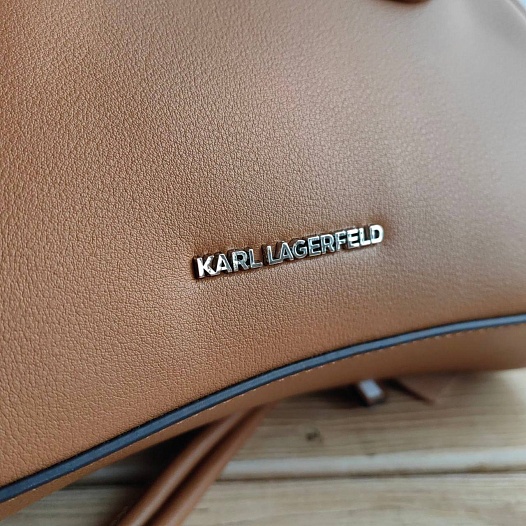 Кожаная сумка Karl Lagerfeld Half Moon 25x15 см   