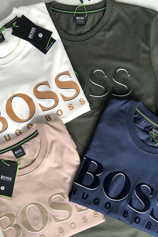 Мужская тёмно-зелёная футболка Hugo Boss