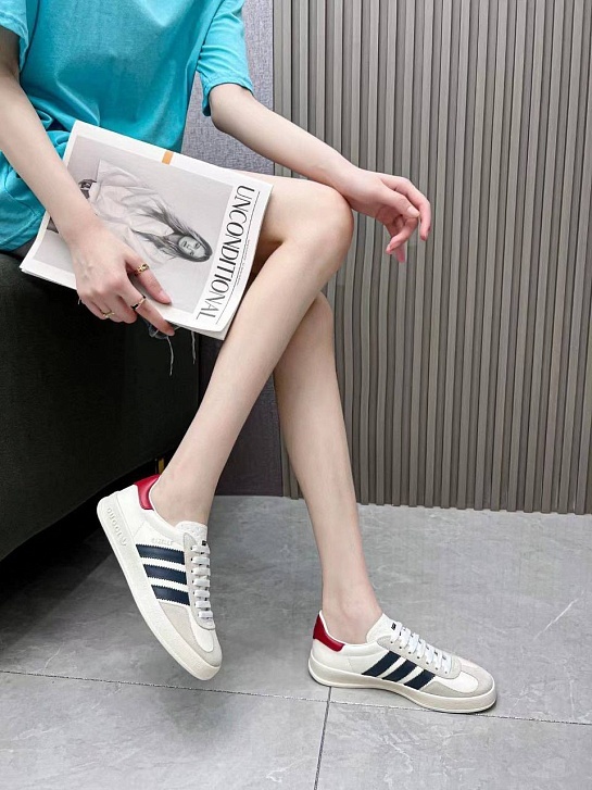Женские кроссовки Gucci x Adidas Gazelle Collaboration - White