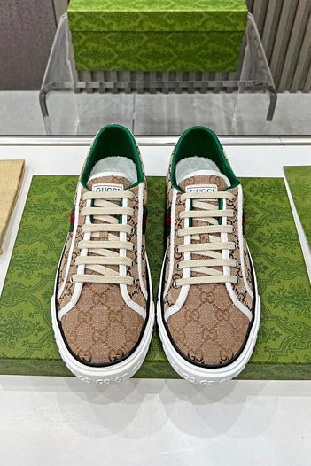 Мужские бежевые кроссовки Gucci GG Monogram   