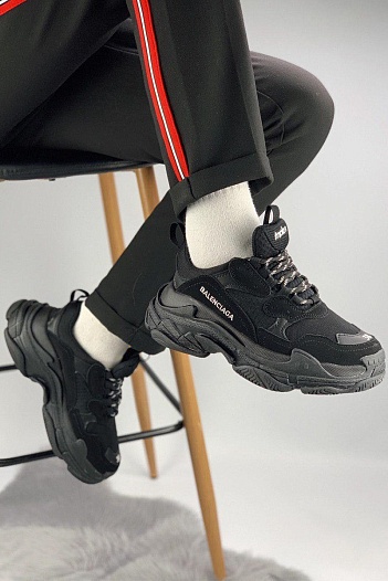 Кроссовки Balenciaga Triple S - Triple Black   