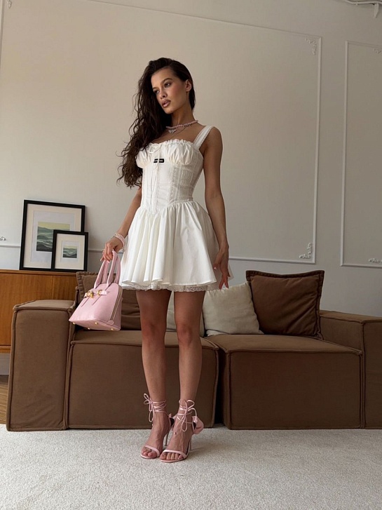 Белое женское платье MIU MIU