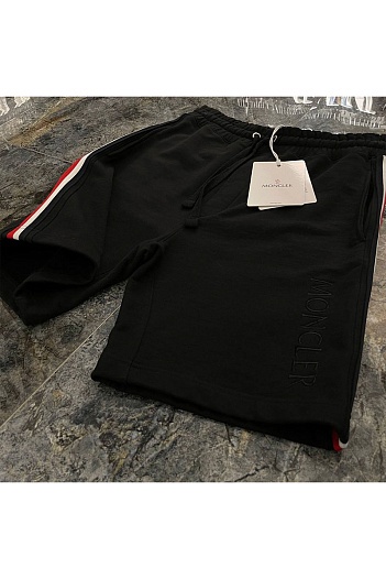 Чёрные мужские шорты Moncler side-stripe   