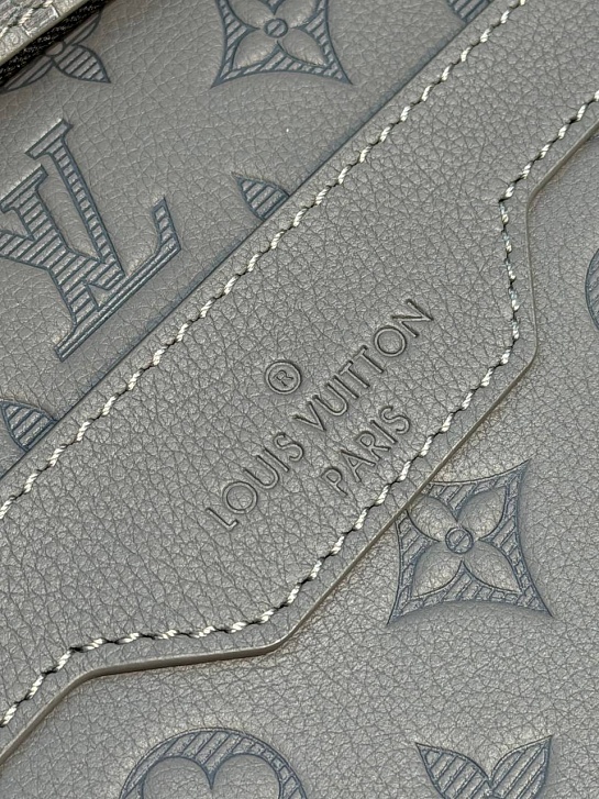 Кожаная сумка Louis Vuitton Trio premium 25x18.5x7 см