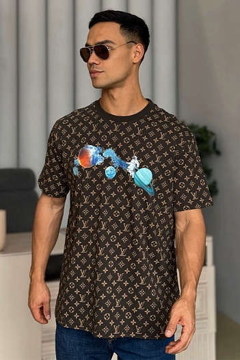Коричневая оверсайз футболка Louis Vuitton Monogram All-over   
