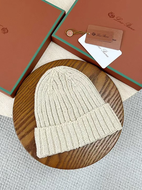 Мужская шапка Loro Piana Niseko Premium - Beige