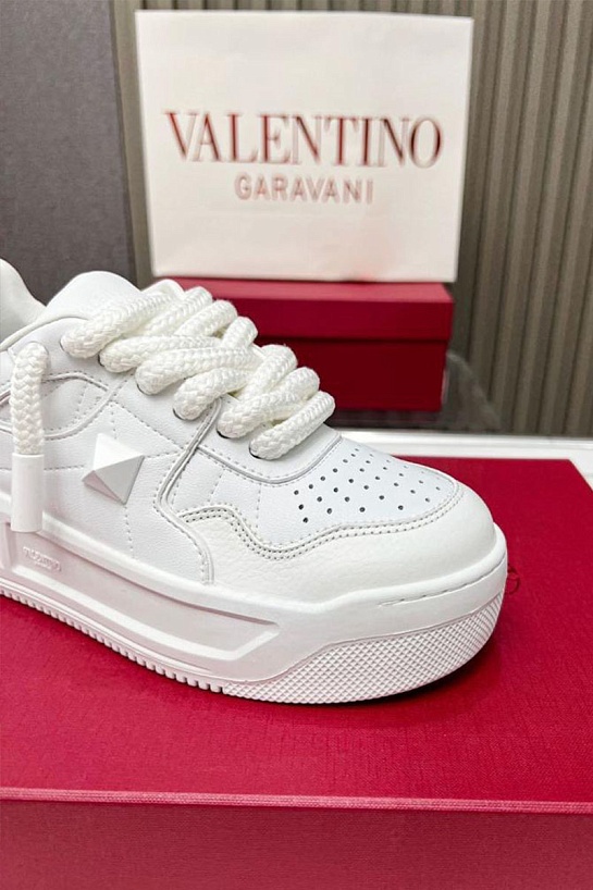 Кожаные кроссовки Valentino One Stud XL - White