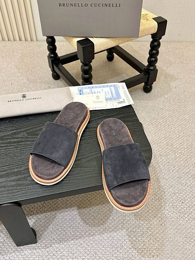Мужские замшевые шлёпанцы Brunello Cucinelli   