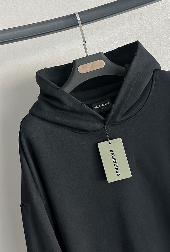 Женское худи Balenciaga чёрного цвета