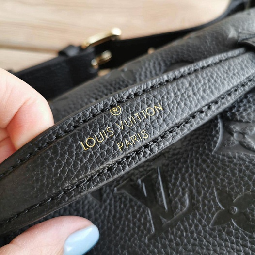 Кожаная сумка на пояс Louis Vuitton Monogram All-over 28x14 см   