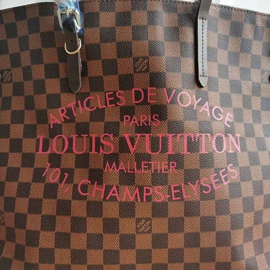 Женская кожаная сумка Louis Vuitton Neverfull Articles de Voyage 45x31 см (2 расцветки)