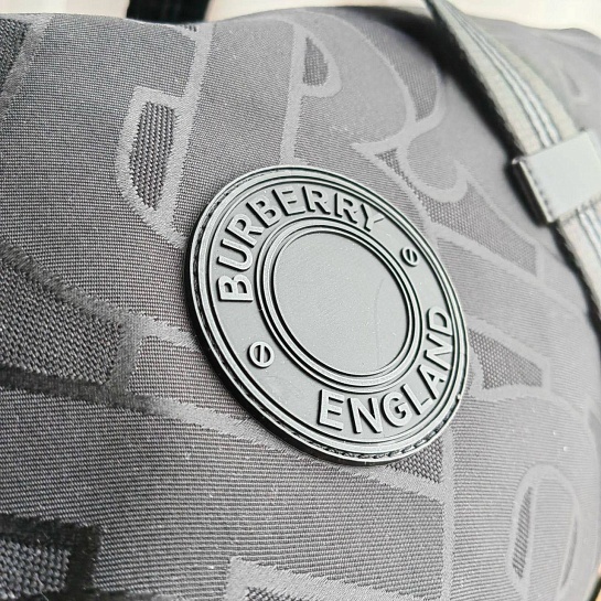 Текстильная дорожная сумка Burberry 50x28 см