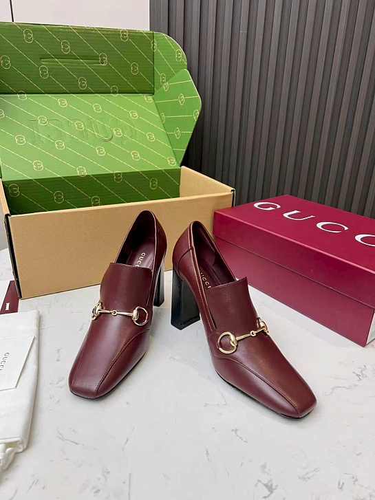 Женские кожаные лоферы на каблуке Gucci Signora Pump premium