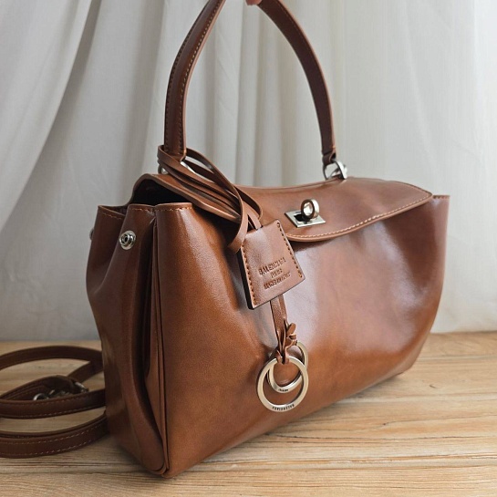 Кожаная сумка Balenciaga Rodeo Medium 35x25 см