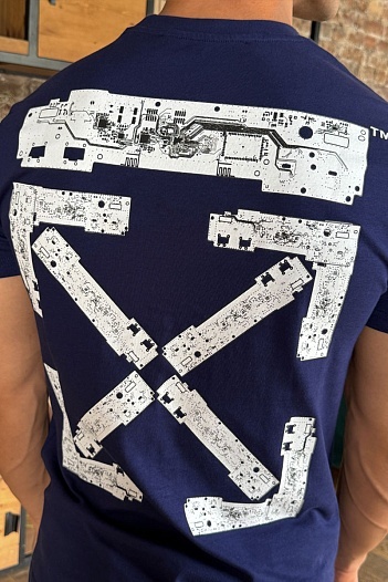 Тёмно-синяя футболка Off-White teenage engineering   