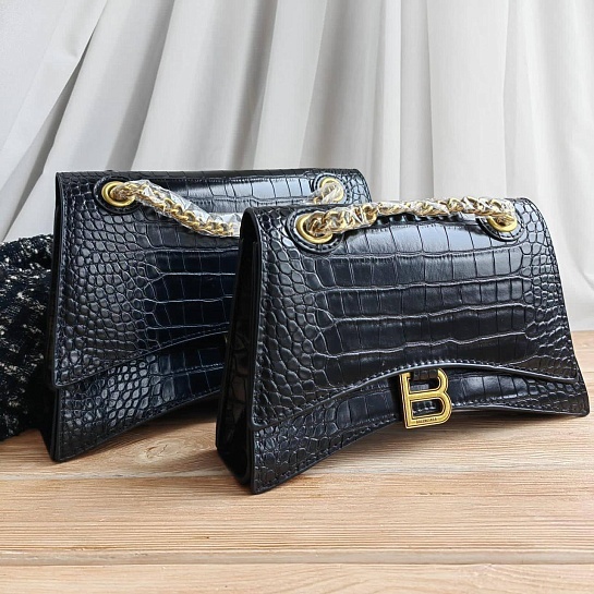 Женская кожаная сумка Balenciaga Сrush 25x16 см