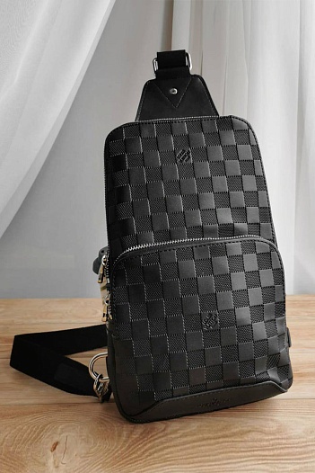 Кожаная сумка Louis Vuitton Avenue Sling Damier Infini 21x31x9 см   