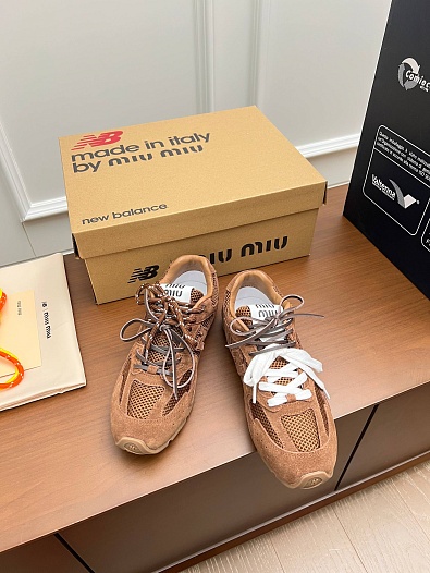 Женские кроссовки New Balance x Miu Miu 530 SL premium   