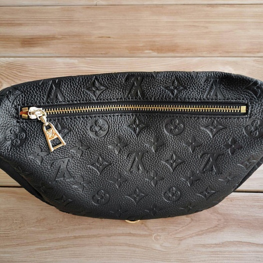 Кожаная сумка на пояс Louis Vuitton Monogram All-over 28x14 см   