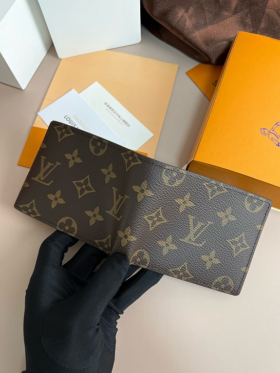 Кожаный кошелёк Louis Vuitton Slender Premium 11x8.5x1 см