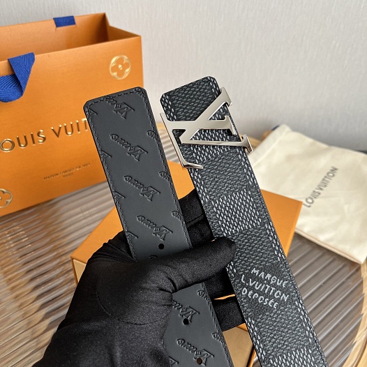Двусторонний кожаный ремень Louis Vuitton Dimension Premium (ширина 4 см)   