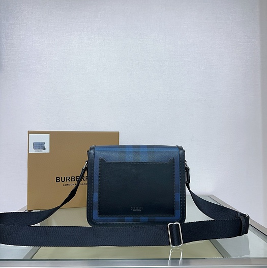 Кожаная сумка Burberry Alfred Premium 25.5x21.5x6.5 см   