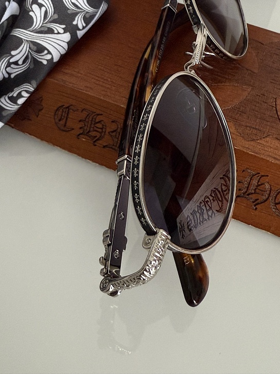 Солнцезащитные очки Chrome Hearts Metal Oval