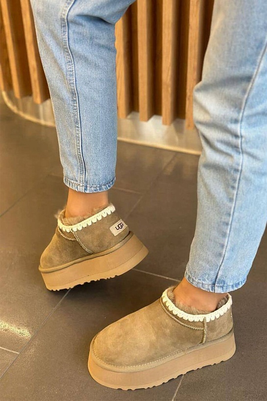 Женские зимние слиперы с мехом UGG Tasman