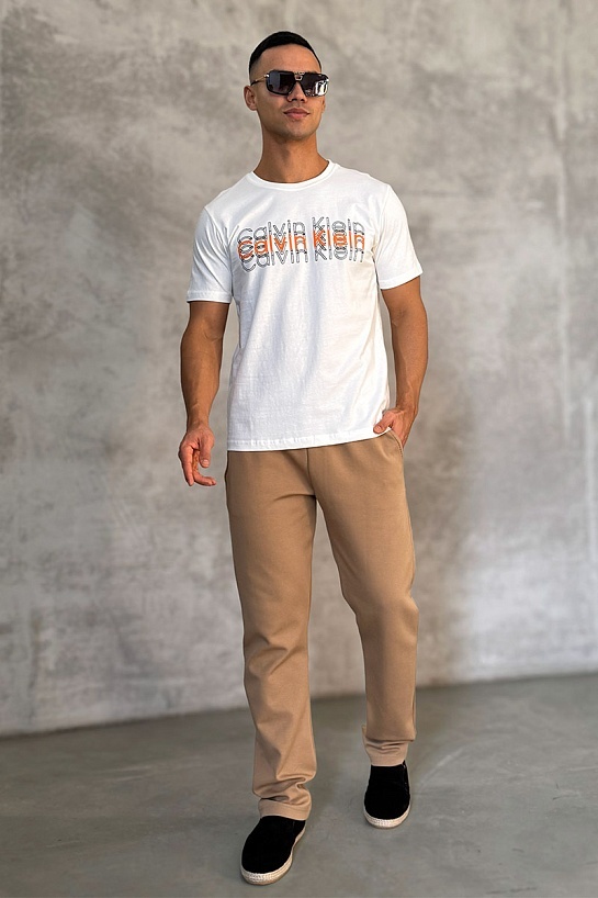 Брендовая мужская футболка Calvin Klein белого цвета
