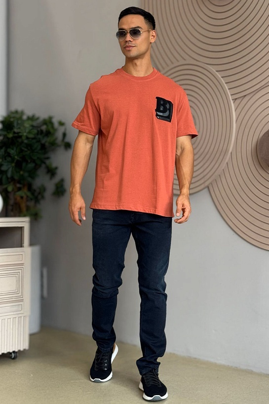 Красная оверсайз футболка Burberry Letter Graphic