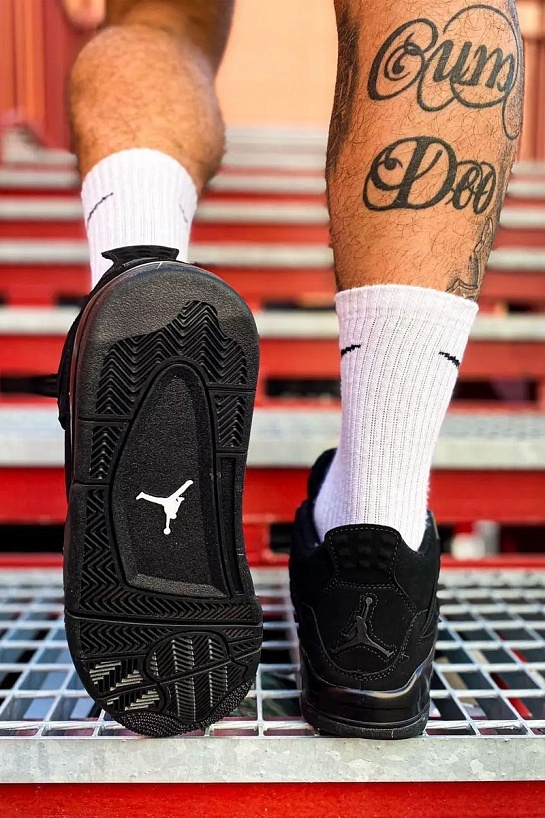 Кроссовки Nike Air Jordan 4 Retro "Black Cat"