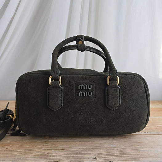 Замшевая зелёная сумка MIU MIU 28x13 см   