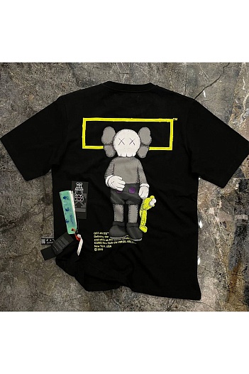Чёрная оверсайз футболка Off-White x Kaws   