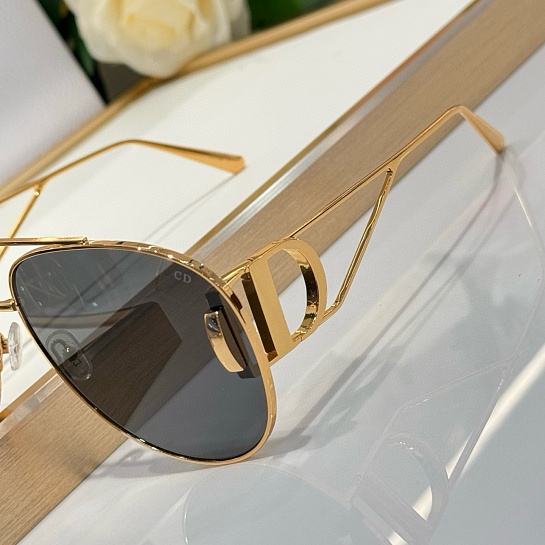 Солнцезащитные очки Dior Bobby