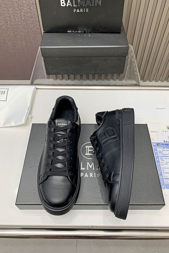 Кожаные кроссовки Balmain чёрного цвета