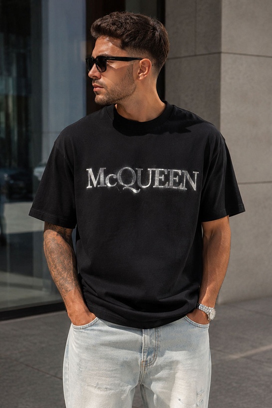 Мужская футболка Alexander McQueen чёрного цвета