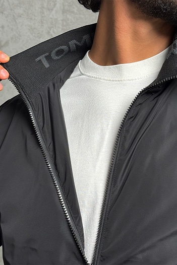 Мужская ветровка Tommy Hilfiger чёрного цвета   