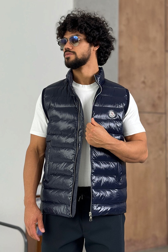 Мужской тёмно-синий жилет Moncler