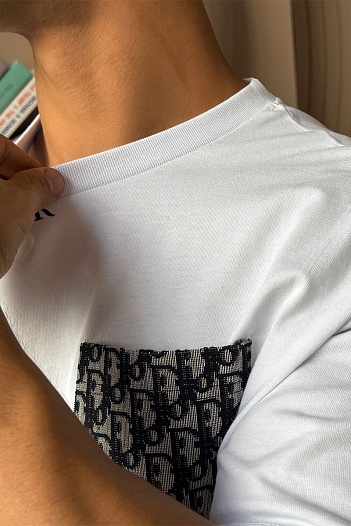 Белая оверсайз футболка Dior pocket logo   