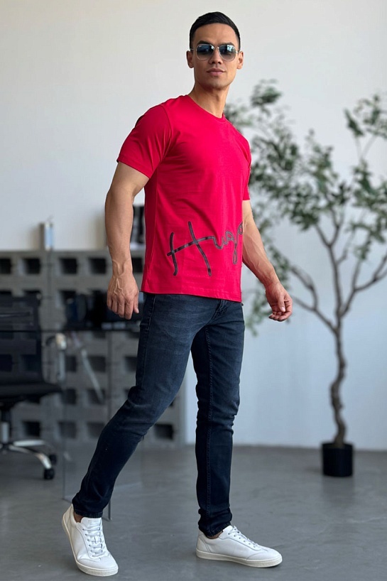 Мужская красная футболка Hugo Boss