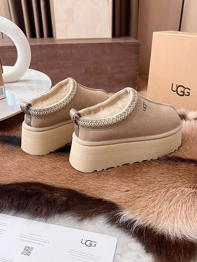 Женские замшевые ботинки UGG Tazz Platform - Beige   
