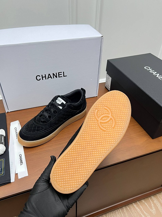 Женские замшевые кроссовки Chanel premium