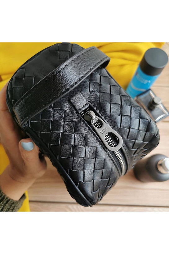 Кожаный несессер Bottega Veneta Intreccio