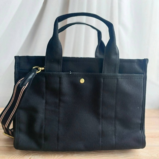 Женская сумка Coach tote 34x24 см (2 расцветки)