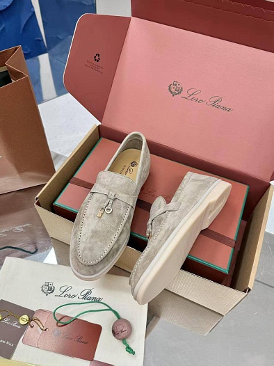 Женские замшевые лоферы Loro Piana Summer Charms Walk premium   