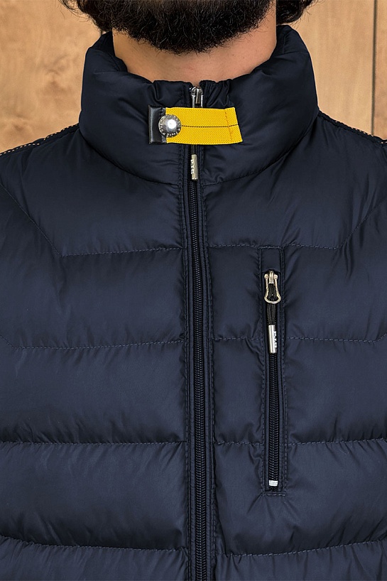 Жилет синего цвета Parajumpers