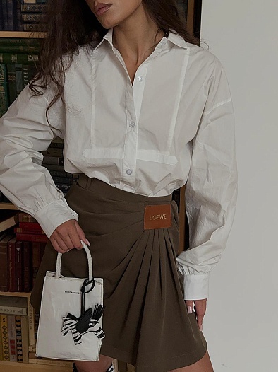 Белая женская рубашка Loewe   
