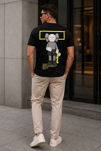 Чёрная оверсайз футболка Off-White x Kaws   