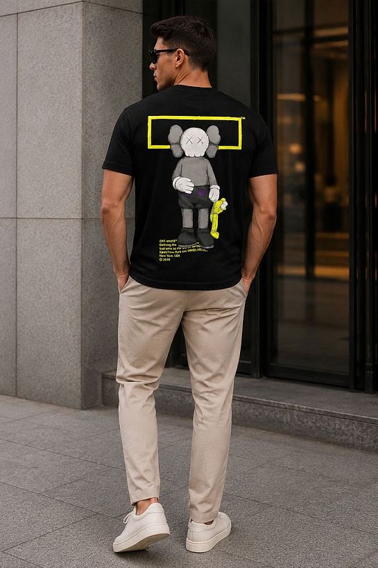 Чёрная оверсайз футболка Off-White x Kaws